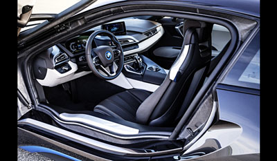 BMW i8 Plug-in Hybrid Sports Car 2013  interior